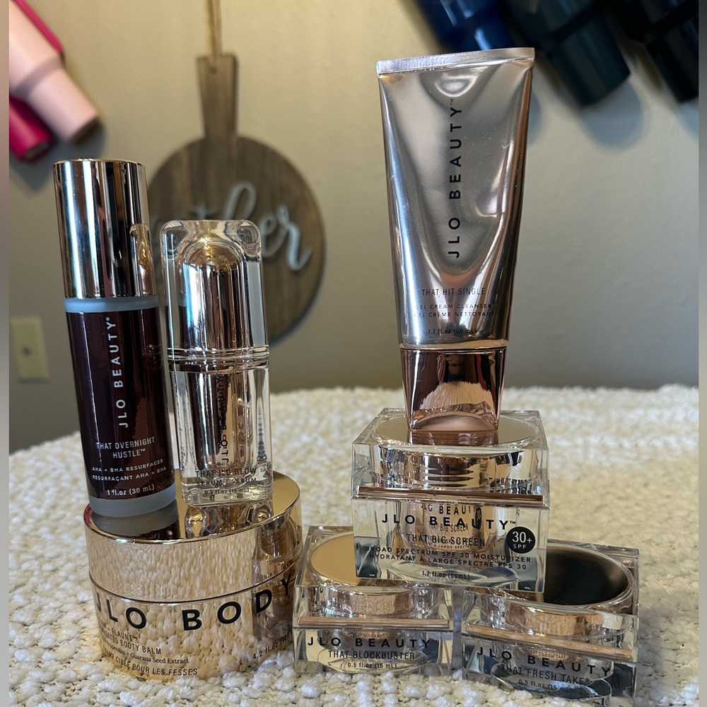 Like NEW! JLo beauty